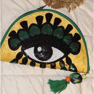 Handcrafted bags woven in Palma
100% artesanal…

Bolsas tejidas 100%artesanal